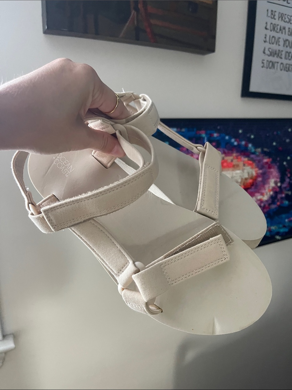Neutral Sport Sandal - Women's Adjustable Cream Strappy Sandal